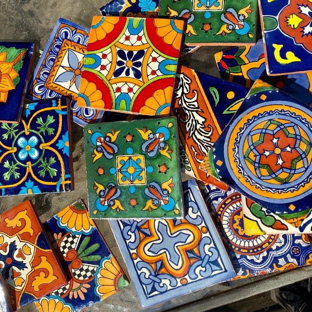 Handpainted Ceramic Tiles - 100 Pcs Assorted